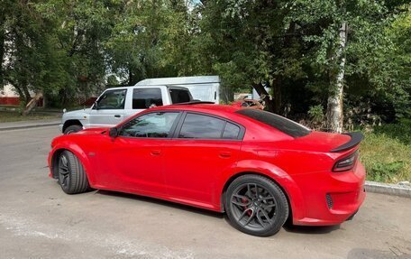 Dodge Charger, 2022 год, 9 000 000 рублей, 2 фотография