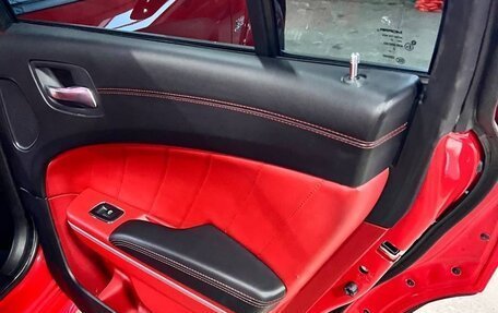 Dodge Charger, 2022 год, 9 000 000 рублей, 8 фотография
