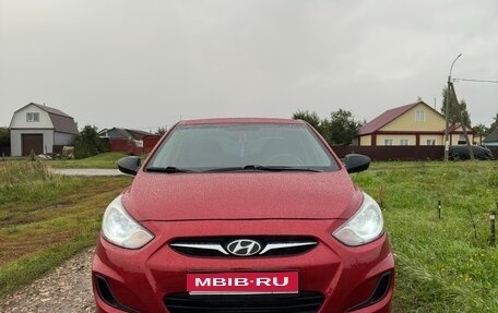 Hyundai Solaris II рестайлинг, 2013 год, 780 000 рублей, 1 фотография