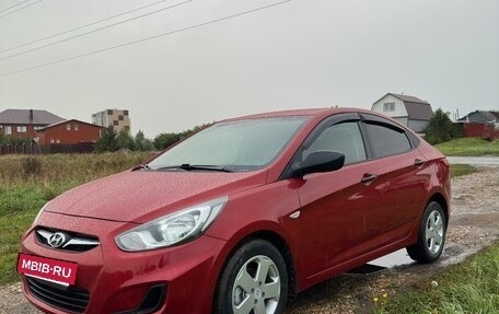 Hyundai Solaris II рестайлинг, 2013 год, 780 000 рублей, 2 фотография