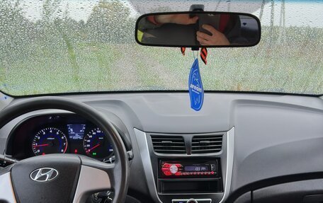 Hyundai Solaris II рестайлинг, 2013 год, 780 000 рублей, 12 фотография