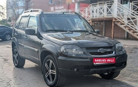 Chevrolet Niva I рестайлинг, 2015 год, 600 000 рублей, 4 фотография