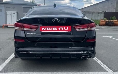 KIA Optima IV, 2019 год, 2 000 000 рублей, 10 фотография