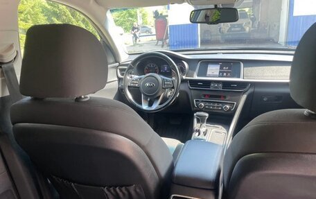 KIA Optima IV, 2019 год, 2 000 000 рублей, 21 фотография