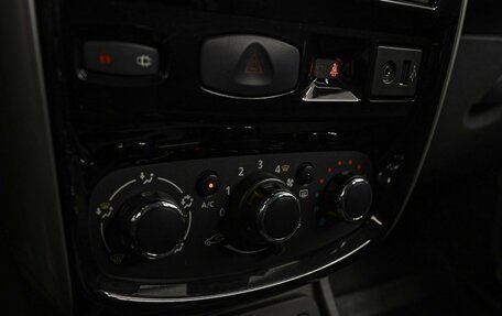 Nissan Terrano III, 2015 год, 1 178 000 рублей, 13 фотография