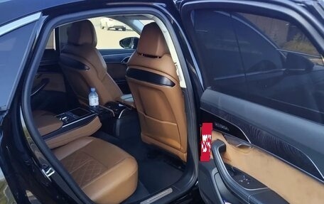 Audi A8, 2018 год, 5 900 000 рублей, 10 фотография