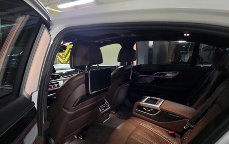 BMW 7 серия, 2022 год, 8 000 000 рублей, 5 фотография