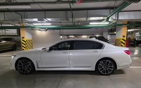 BMW 7 серия, 2022 год, 8 000 000 рублей, 4 фотография