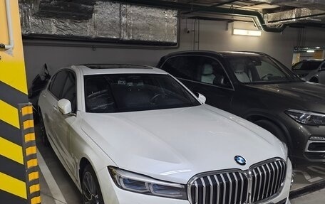 BMW 7 серия, 2022 год, 8 000 000 рублей, 3 фотография