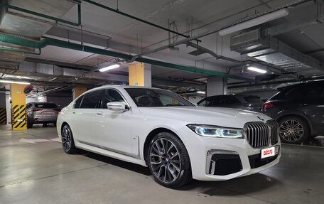 BMW 7 серия, 2022 год, 8 000 000 рублей, 11 фотография