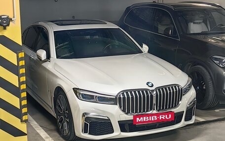 BMW 7 серия, 2022 год, 8 000 000 рублей, 13 фотография