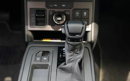 Toyota Hilux, 2026 год, 8 990 000 рублей, 15 фотография