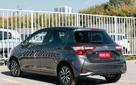 Toyota Vitz, 2017 год, 950 000 рублей, 7 фотография