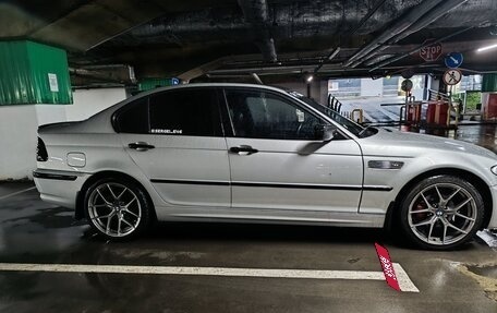 BMW 3 серия, 2004 год, 1 050 000 рублей, 12 фотография