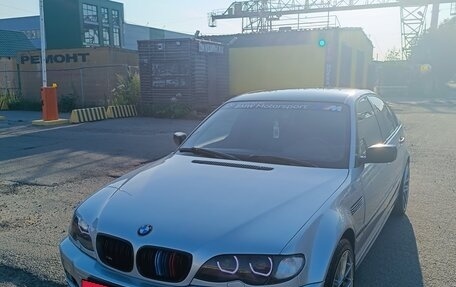 BMW 3 серия, 2004 год, 1 050 000 рублей, 10 фотография