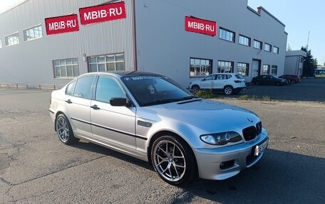 BMW 3 серия, 2004 год, 1 050 000 рублей, 11 фотография