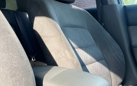 Mazda Atenza II, 2003 год, 465 000 рублей, 33 фотография