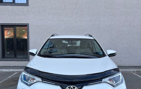 Toyota RAV4, 2016 год, 2 740 000 рублей, 2 фотография