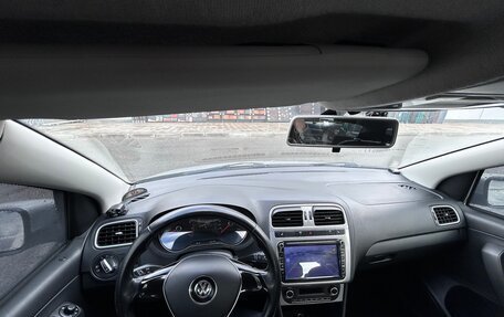 Volkswagen Polo VI (EU Market), 2015 год, 720 000 рублей, 9 фотография