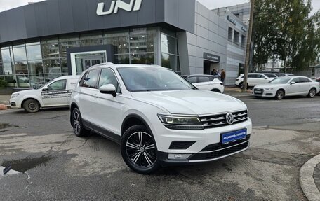 Volkswagen Tiguan II, 2017 год, 2 750 000 рублей, 3 фотография