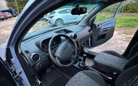Ford Fusion I, 2005 год, 215 000 рублей, 8 фотография