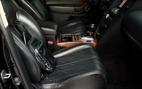Infiniti QX70, 2013 год, 2 770 000 рублей, 33 фотография