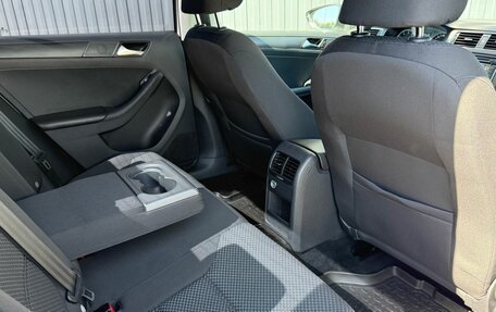 Volkswagen Jetta VI, 2014 год, 1 350 000 рублей, 17 фотография