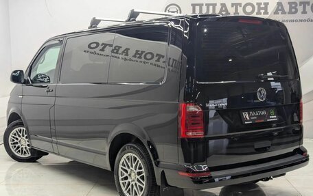 Volkswagen Multivan T6 рестайлинг, 2019 год, 4 279 000 рублей, 7 фотография