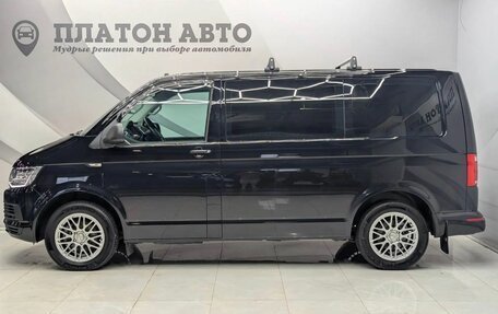 Volkswagen Multivan T6 рестайлинг, 2019 год, 4 279 000 рублей, 8 фотография