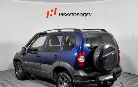 Chevrolet Niva I рестайлинг, 2017 год, 635 000 рублей, 7 фотография