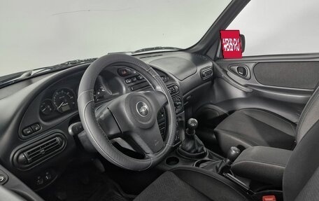 Chevrolet Niva I рестайлинг, 2017 год, 635 000 рублей, 14 фотография