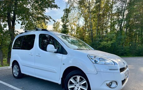 Peugeot Partner II рестайлинг 2, 2013 год, 950 000 рублей, 1 фотография