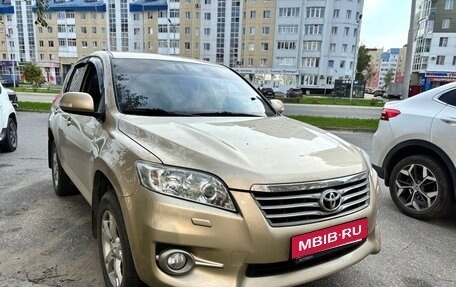 Toyota RAV4, 2011 год, 1 550 000 рублей, 8 фотография