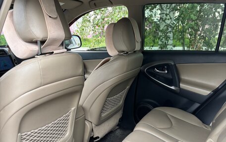 Toyota RAV4, 2011 год, 1 550 000 рублей, 12 фотография
