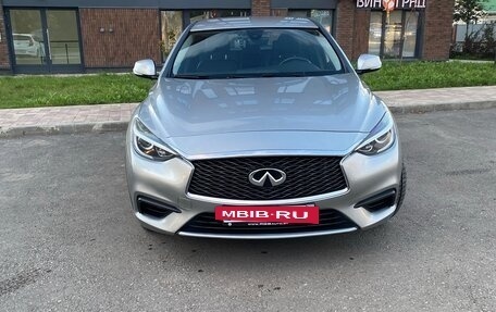 Infiniti Q30, 2017 год, 1 710 000 рублей, 3 фотография