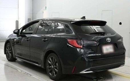 Toyota Corolla, 2024 год, 1 300 000 рублей, 6 фотография