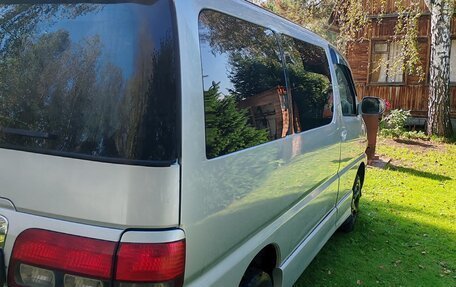 Toyota Touring HiAce I, 2001 год, 1 400 000 рублей, 7 фотография