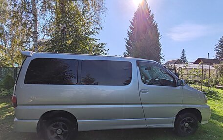 Toyota Touring HiAce I, 2001 год, 1 400 000 рублей, 6 фотография
