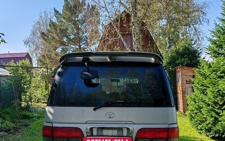 Toyota Touring HiAce I, 2001 год, 1 400 000 рублей, 5 фотография