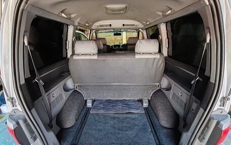 Toyota Touring HiAce I, 2001 год, 1 400 000 рублей, 15 фотография