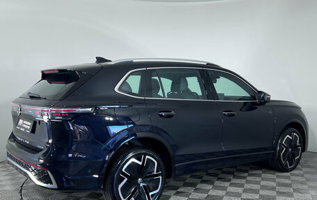 Volkswagen Tiguan, 2024 год, 4 397 000 рублей, 6 фотография