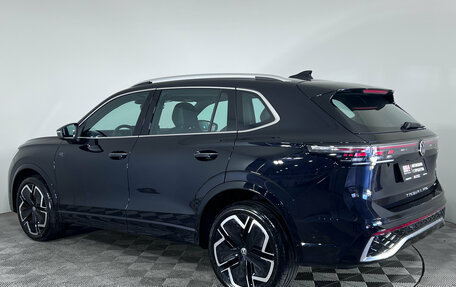 Volkswagen Tiguan, 2024 год, 4 397 000 рублей, 8 фотография