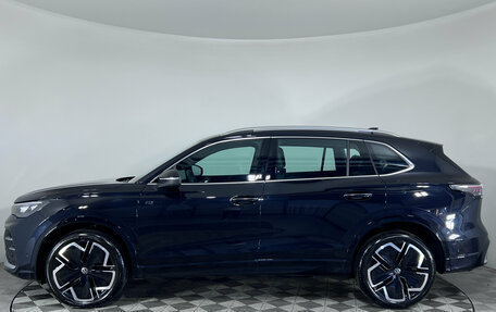 Volkswagen Tiguan, 2024 год, 4 397 000 рублей, 5 фотография