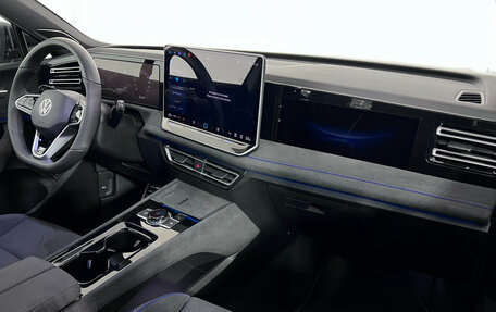 Volkswagen Tiguan, 2024 год, 4 397 000 рублей, 20 фотография
