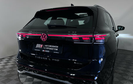 Volkswagen Tiguan, 2024 год, 4 397 000 рублей, 10 фотография