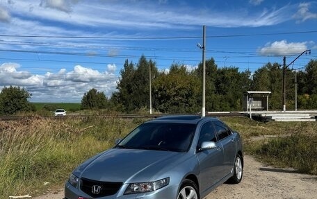 Honda Accord VII рестайлинг, 2004 год, 600 000 рублей, 1 фотография