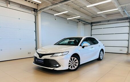 Toyota Camry, 2018 год, 2 299 999 рублей, 1 фотография