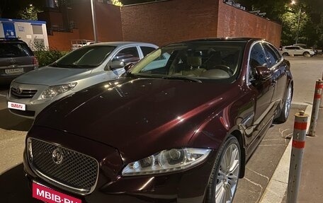 Jaguar XJ IV (X351), 2011 год, 2 000 000 рублей, 4 фотография