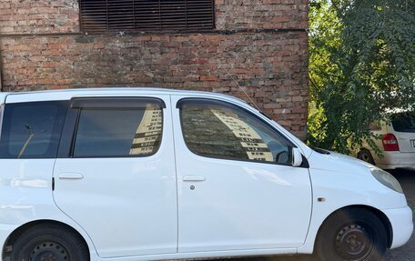 Toyota FunCargo, 2000 год, 420 000 рублей, 3 фотография