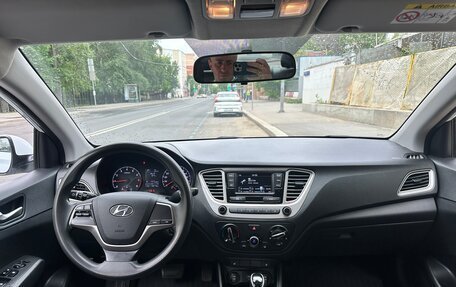 Hyundai Solaris II рестайлинг, 2019 год, 960 000 рублей, 10 фотография
